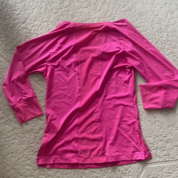 Nike Dri Fit Pink Top size Med - Picture 9 of 11